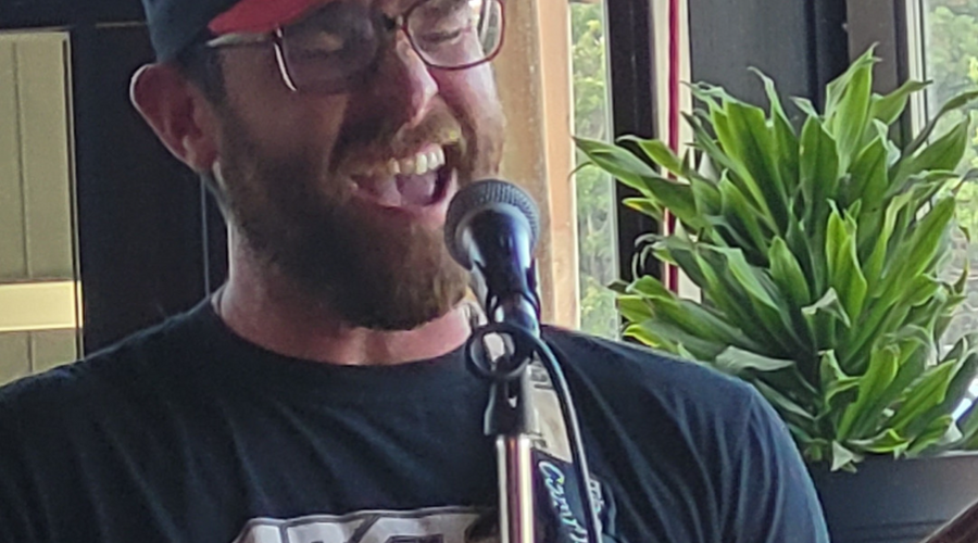 Live Music Friday with Chris Royer
